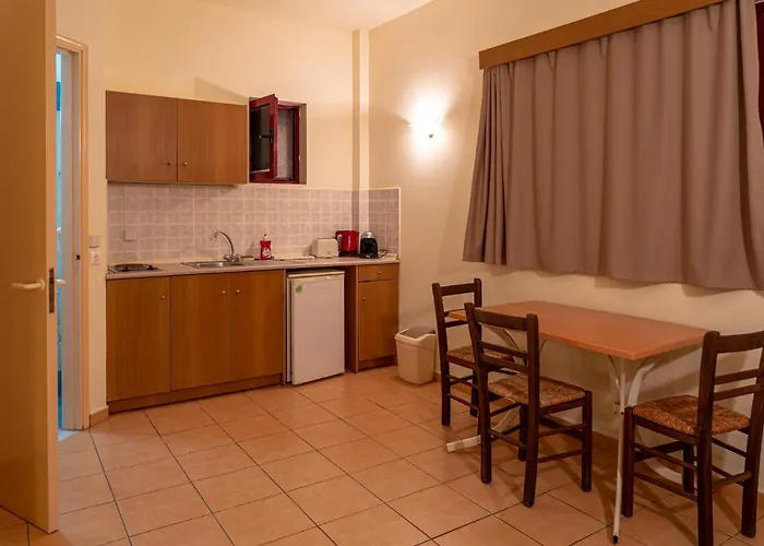 Apartament Angela Pefkos *