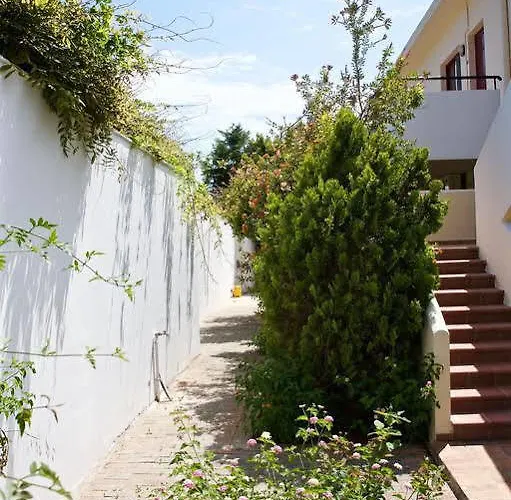 Apartament Angela Pefkos *