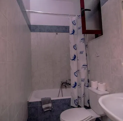 Angela Pefkos * Πεύκος