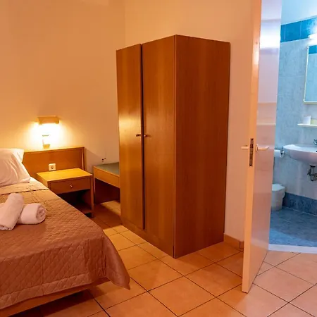 Apartman Angela Pefkos *