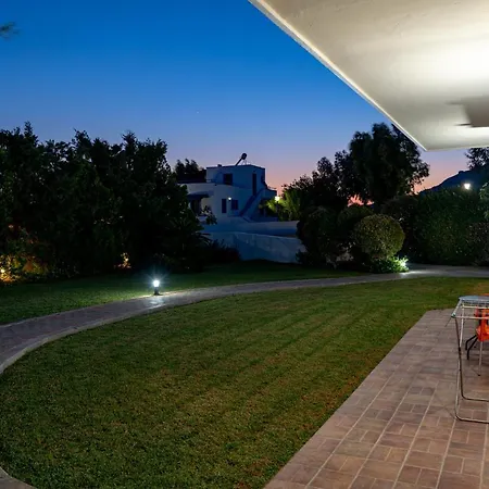 Apartman Angela Pefkos